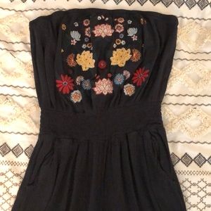 Grey romper with desert flower embroidery!